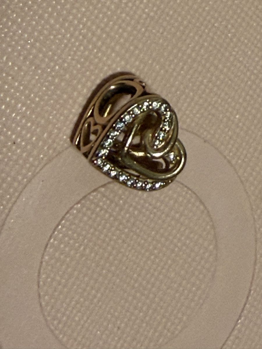 Pandora Pendentifs: Pandora Herz mit Steinen Charm gebraucht – D'occasion à Aadorf par mel_5b9w 3