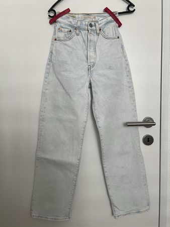 Levi's® RIBCAGE STRAIGHT ANKLE - Jeans Straight Leg - light 