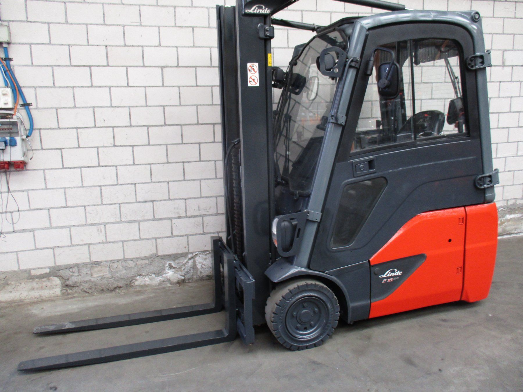 Linde Gabelstapler & Hubwagen: STAPLER  LINDE E16C  GABELSTAPLER mit STRASSENZULASSUNG – Gebraucht aus Seon von zomahandel