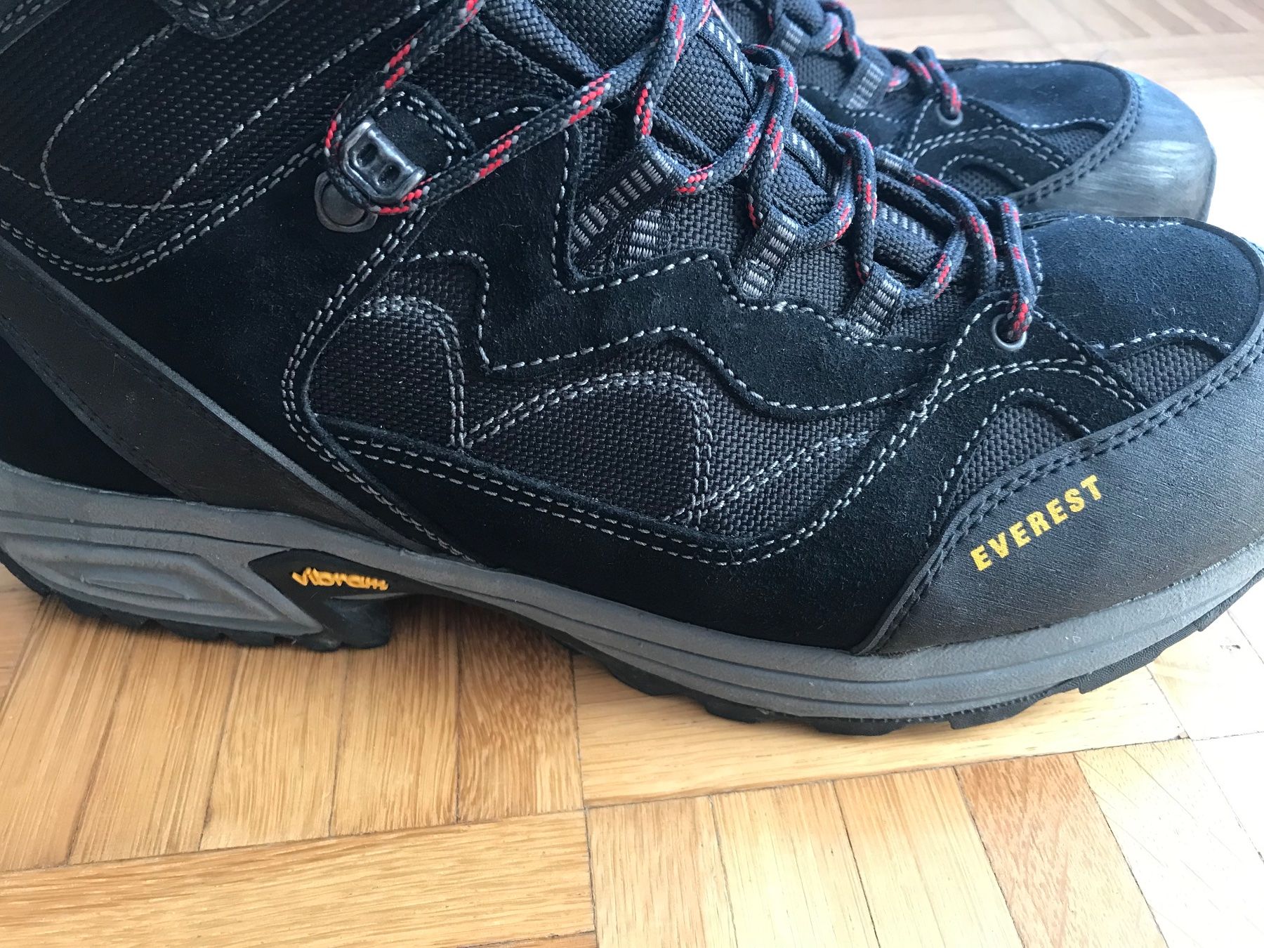 Everest Scarpe da uomo: Wanderschuh Trekkingschuh von Everest Grösse 43 – Usato da Emmenbrücke venduto da Hathor123 3