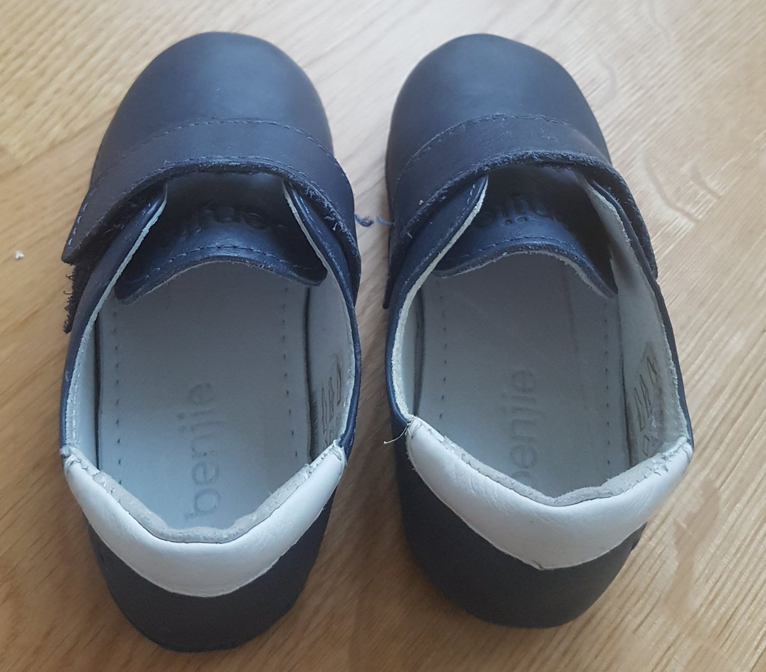 Scarpe per ragazzi: BENJIE - pantoufle premiers pas, pointure 22 – Usato da Genève venduto da valmath 3