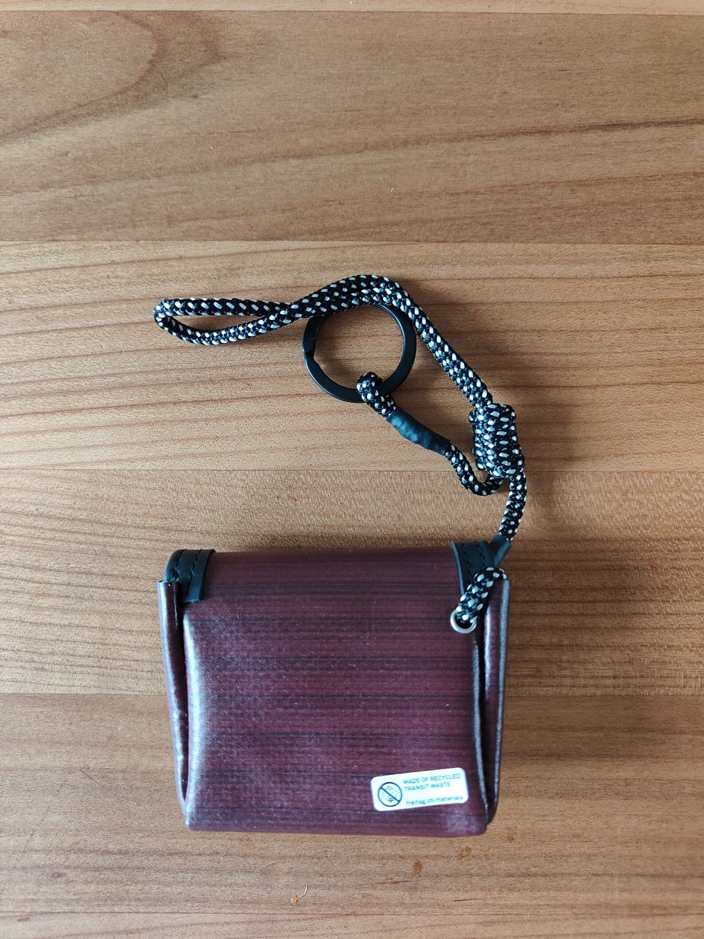 Freitag Altro in  Abbigliamento & Accessori: Freitag-Mini Messenger F213 Schlüsseletui – Nuovo (secondo la descrizione) da Winterthur venduto da 1rainbow54 1