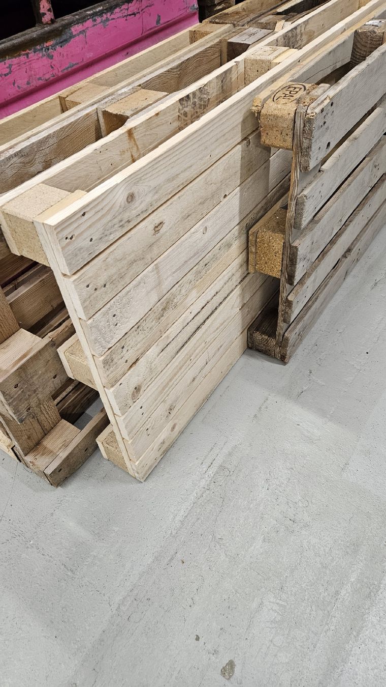 Pallets: Euro Palette – Usato da Wald ZH venduto da Sahin81 4