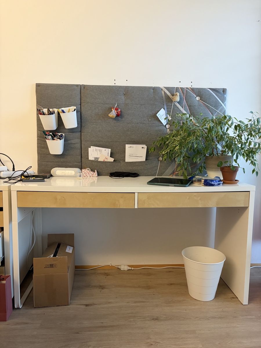 Ikea Scrivanie: Schreibtisch IKEA – Usato da Rütihof venduto da liv_k2bp