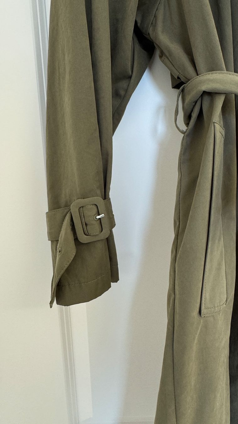Zara Cappotti: Trench coat neuf vert Zara – Usato da giffers venduto da sev_c9x9 2