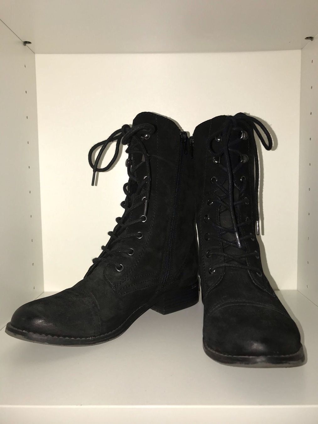 Roberto Santi Scarpe da donna: Wildlederstiefeletten Roberto Santi – Usato da Allschwil venduto da lucifa