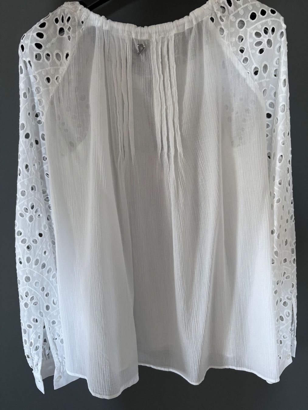 Dondup Blusen: Bluse weiss, Gr. IT 40 – Gebraucht aus Kilchberg von boudoir076 1