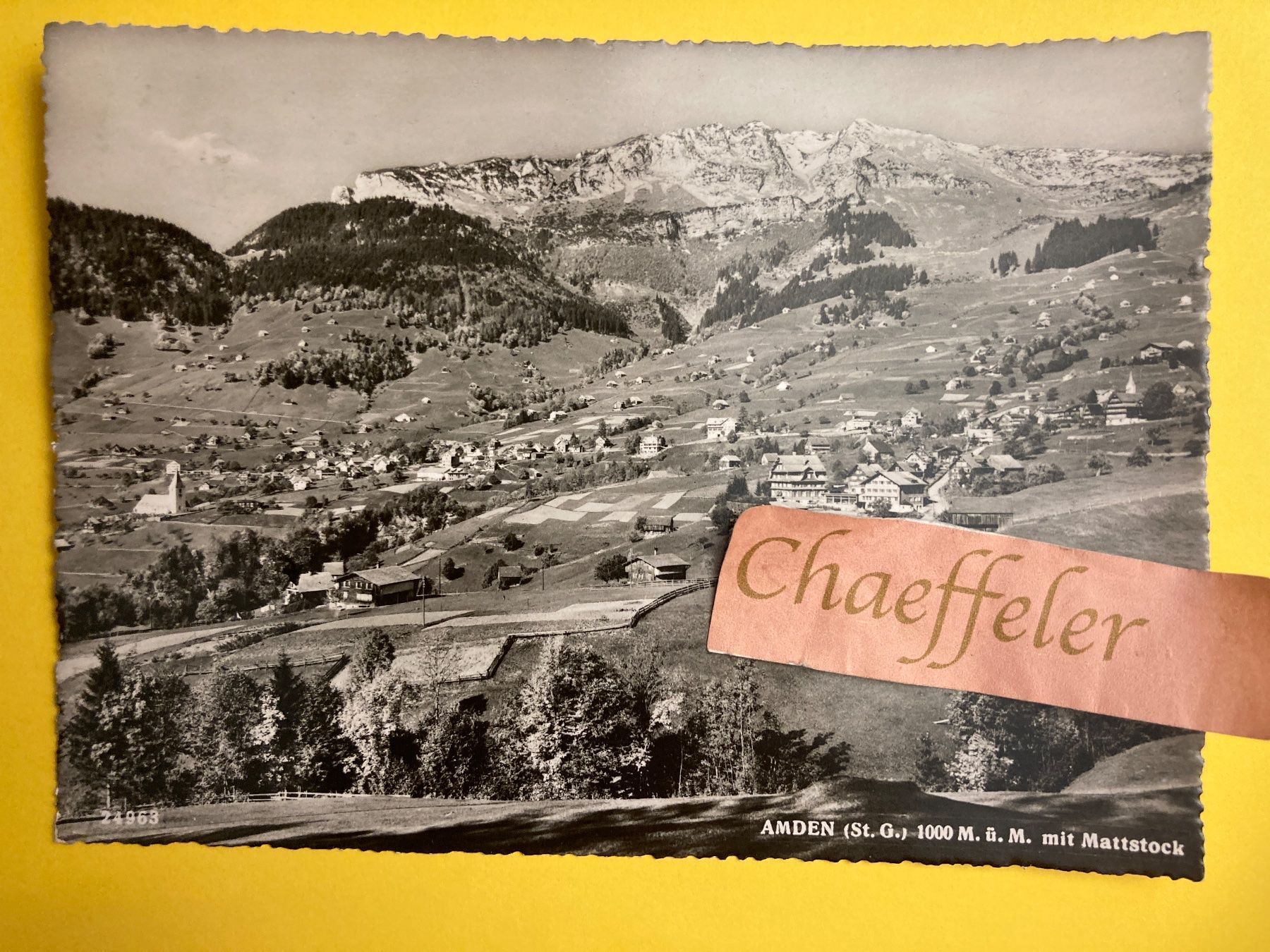 Cartes postales: 1951 Amden mit Mattstock – D'occasion à Zürich par Chaeffeler
