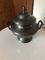 Zinnschüssel mit Deckel