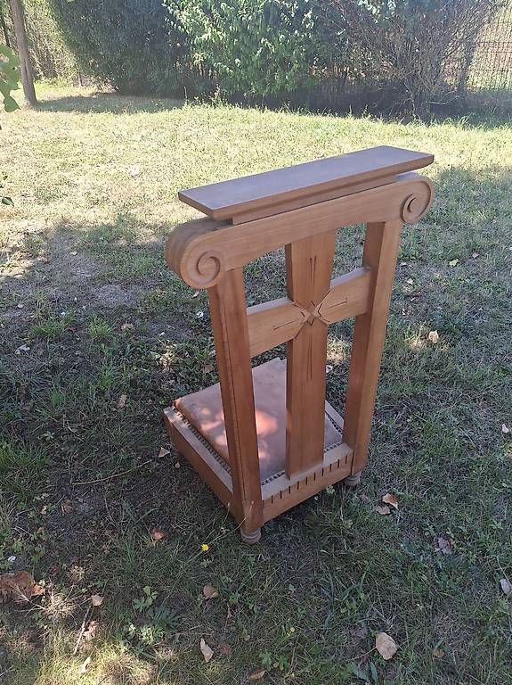 Tutte le decorazioni: Siège de prière en bois  – Usato da St-Cergue venduto da ste_bjn2