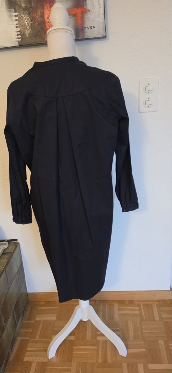 Cos Tuniche: COS Hemdkleid / Tunika, schwarz, Gr. 34 - neuwertig! – Usato da St. Gallen venduto da mania03 2