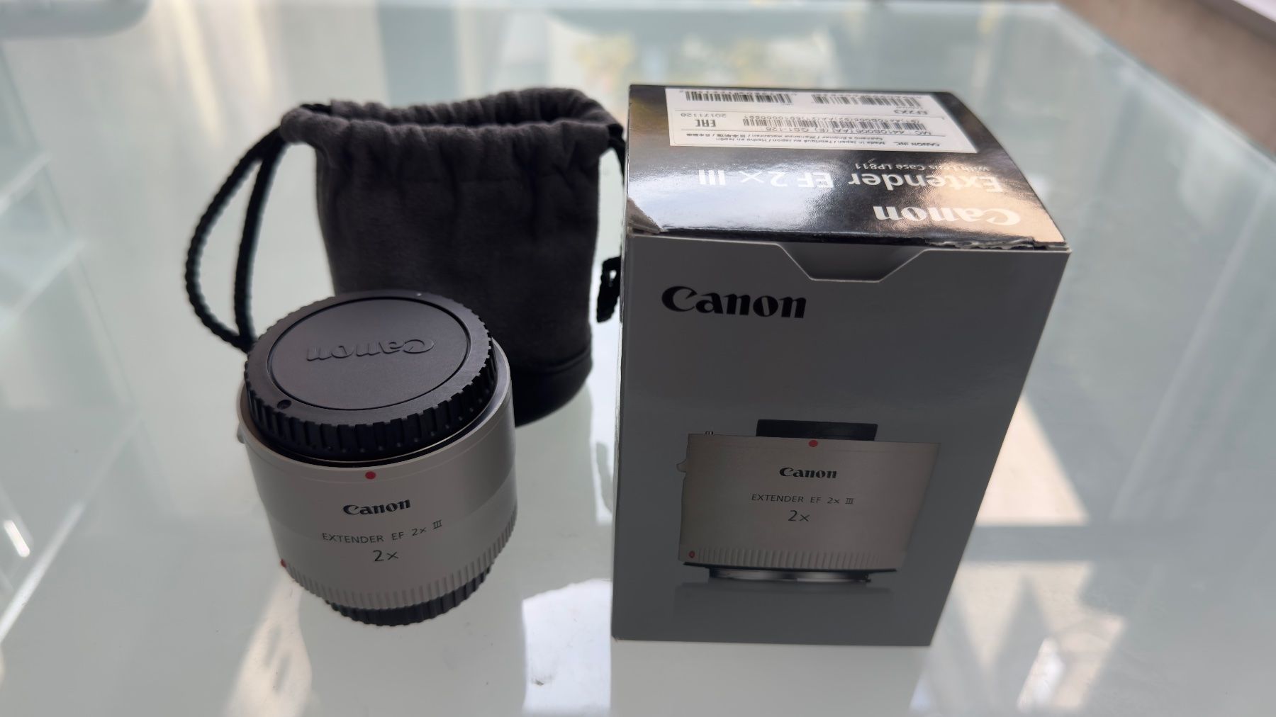 Canon Objektive: Canon Extender EF 2x III mit Tasche und OVP – Gebraucht aus Basel von Photo_Basilisk_AG