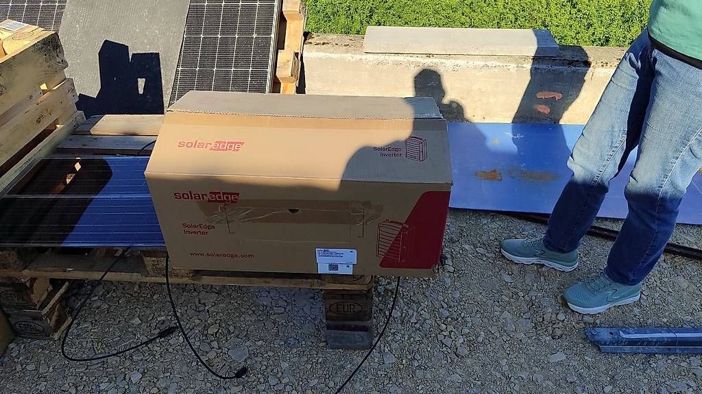 SolarEdge Inverter: SolarEdge SE4K (neuf) – Usato da Ménières venduto da Atelier230 1