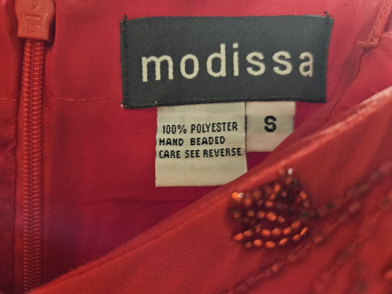 Vestiti: Rotes Abendkleid mit Perlen, Grösse S, festlich! – Usato da Widen venduto da Calgary 4