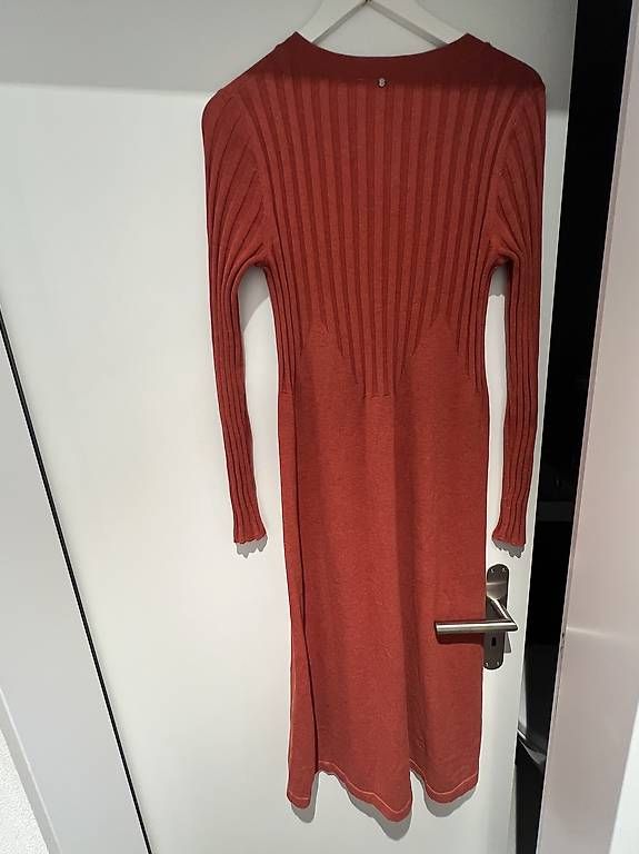 Robes: Strickkleid NILE – D'occasion à Neftenbach par bebbels69 2