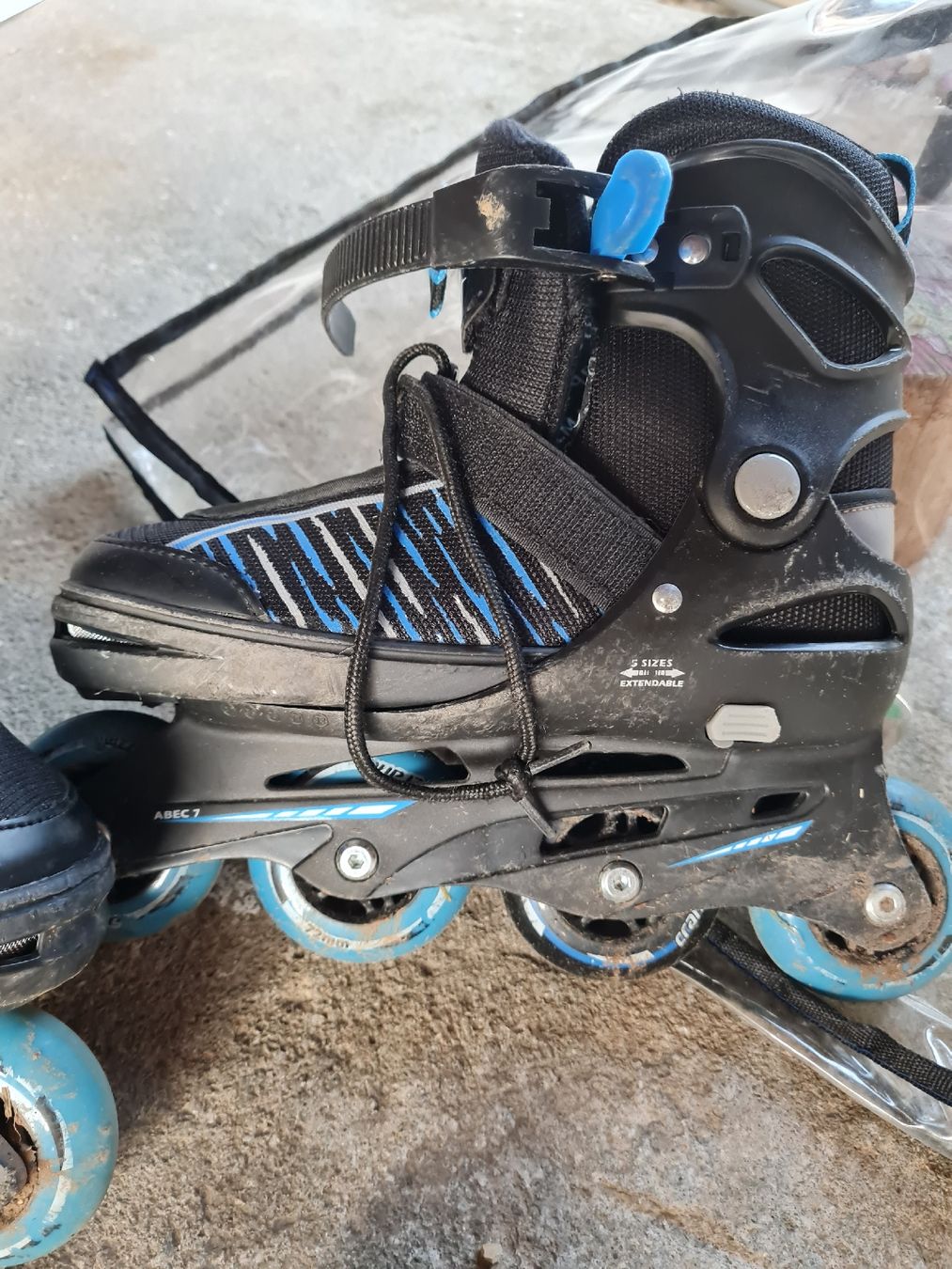Pattini in linea & Pattini a rotelle: Roller Blade für Kinder Gr.33-37 – Usato da Würenlos venduto da Dodo7 1