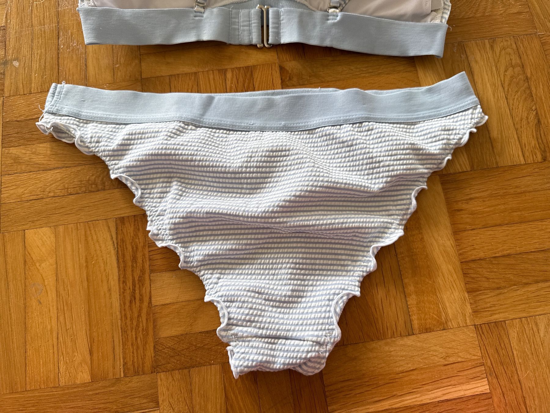 Costumi da bagno & Bikini: Bikini M – Usato da Horgen venduto da linuxrp 5
