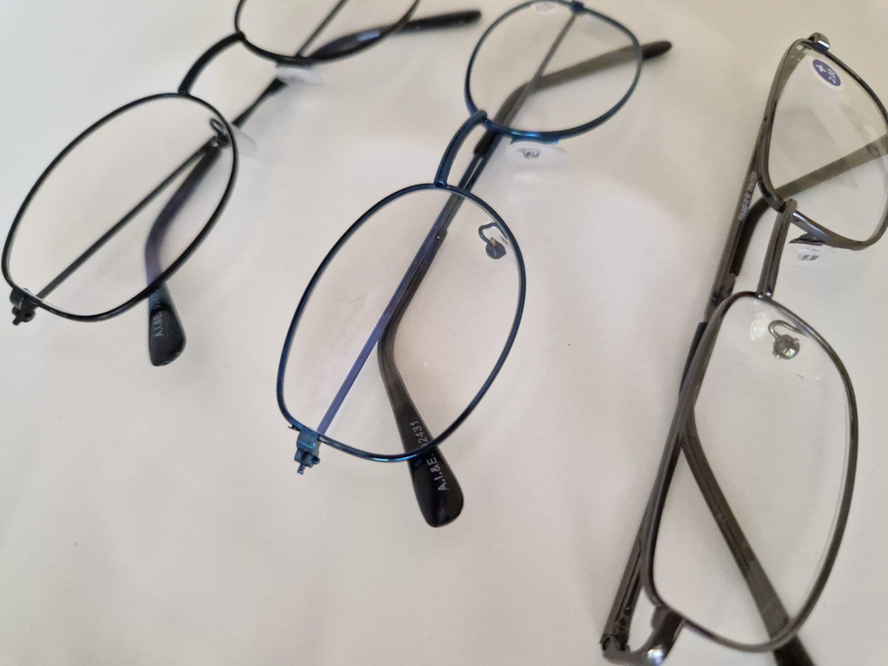 Occhiali & Lenti: 3x Lesebrille +2.00 (fabrikneu) – Nuovo (secondo la descrizione) da Uster venduto da -FPS- 4