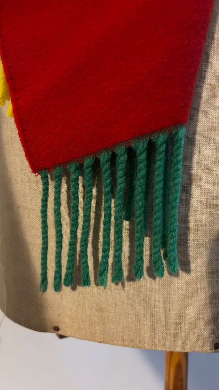 Burberry Altro in  Abbigliamento & Accessori: Burberry Rainbow Poncho Schal – Nuovo (secondo la descrizione) da Luzern venduto da luzern.secondhand 6