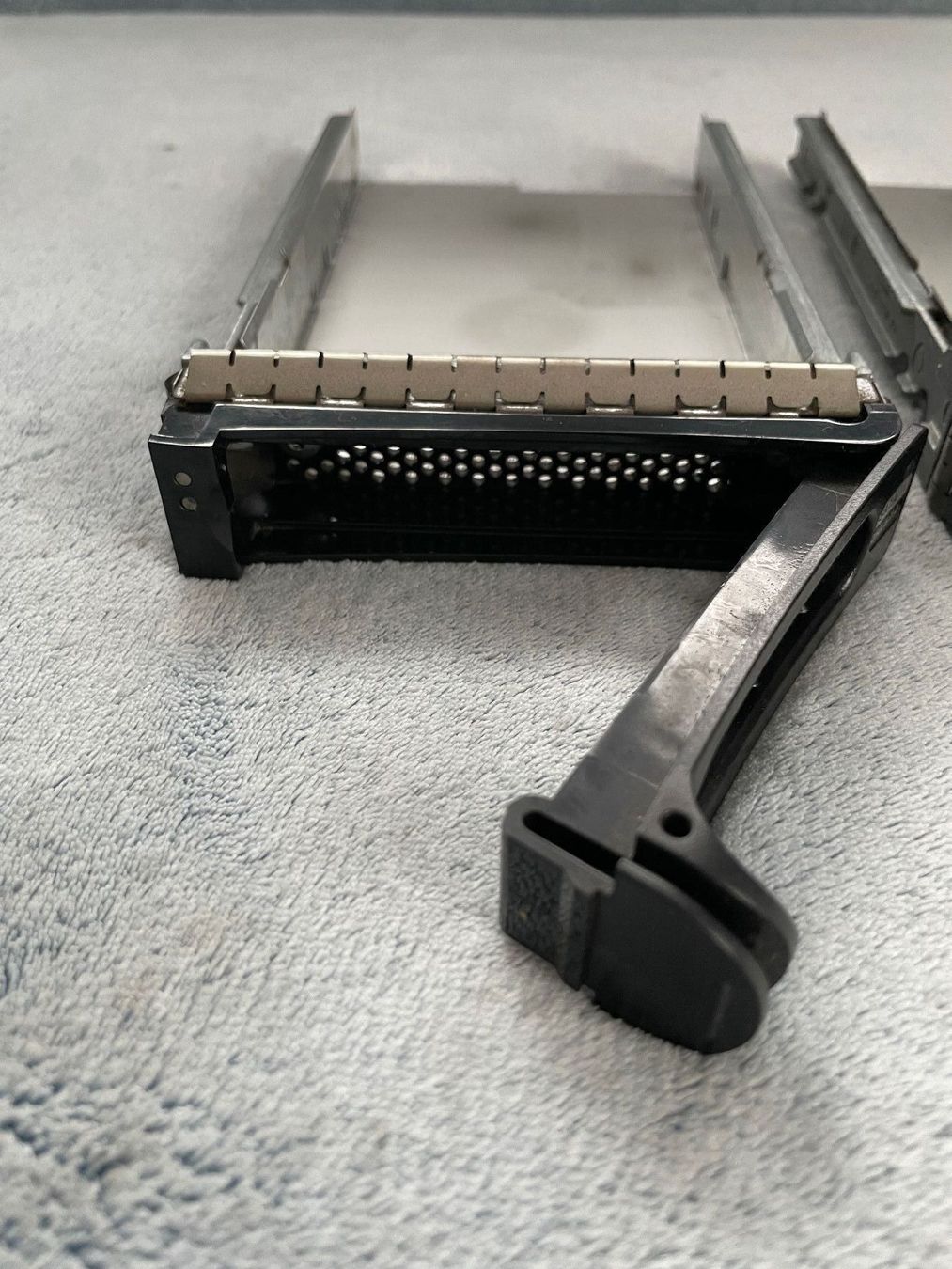Server: 3 HDD Server Caddy 3.5" – Usato da MAGDEN venduto da GoldenEagle2020 2