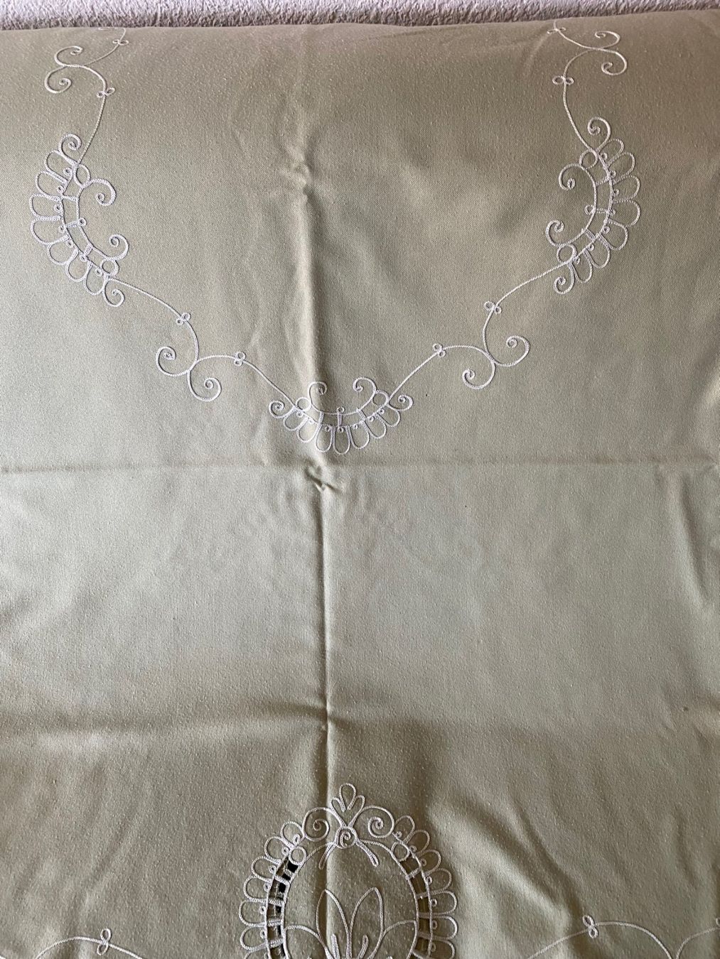 Sonstige Tischwäsche: Tischtuch    ca 216 x 162 cm – Gebraucht aus Allenwinden von Obalu 1