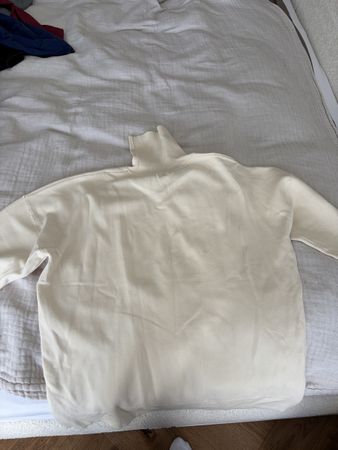 Zara man cream color turtleneck