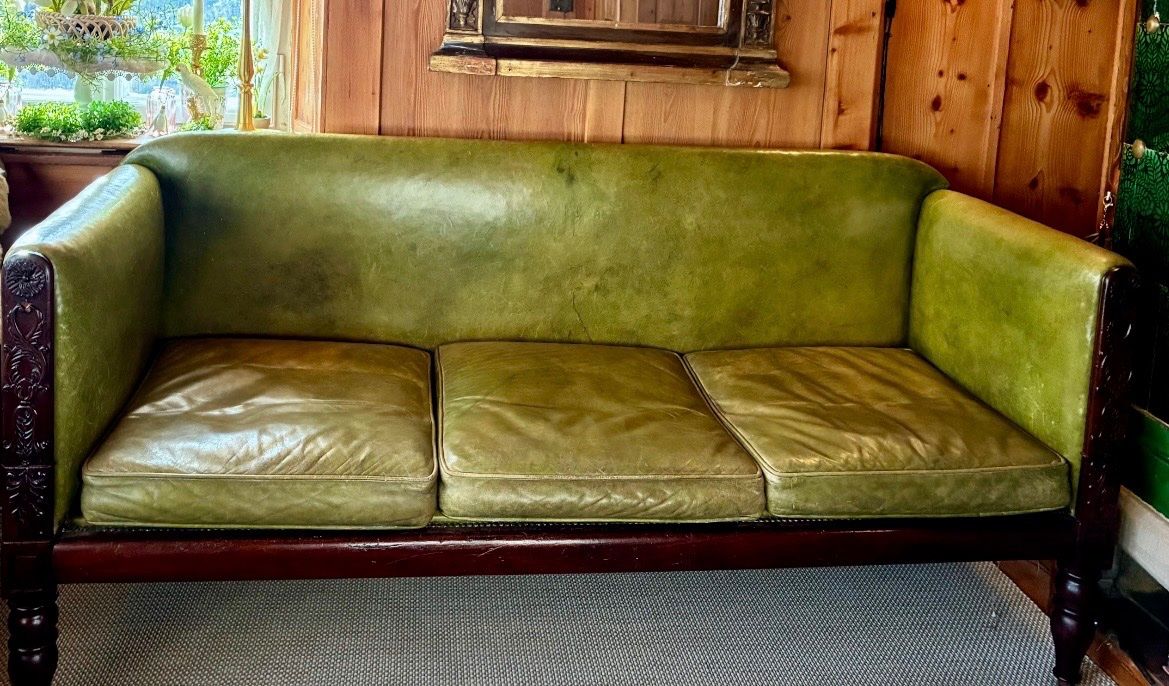 Sofas: Regency sofa antik – D'occasion à Pfäffikon ZH par pitbrun