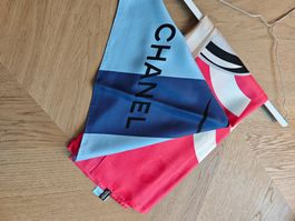 CHANEL Seidenfoulard gross 90x90