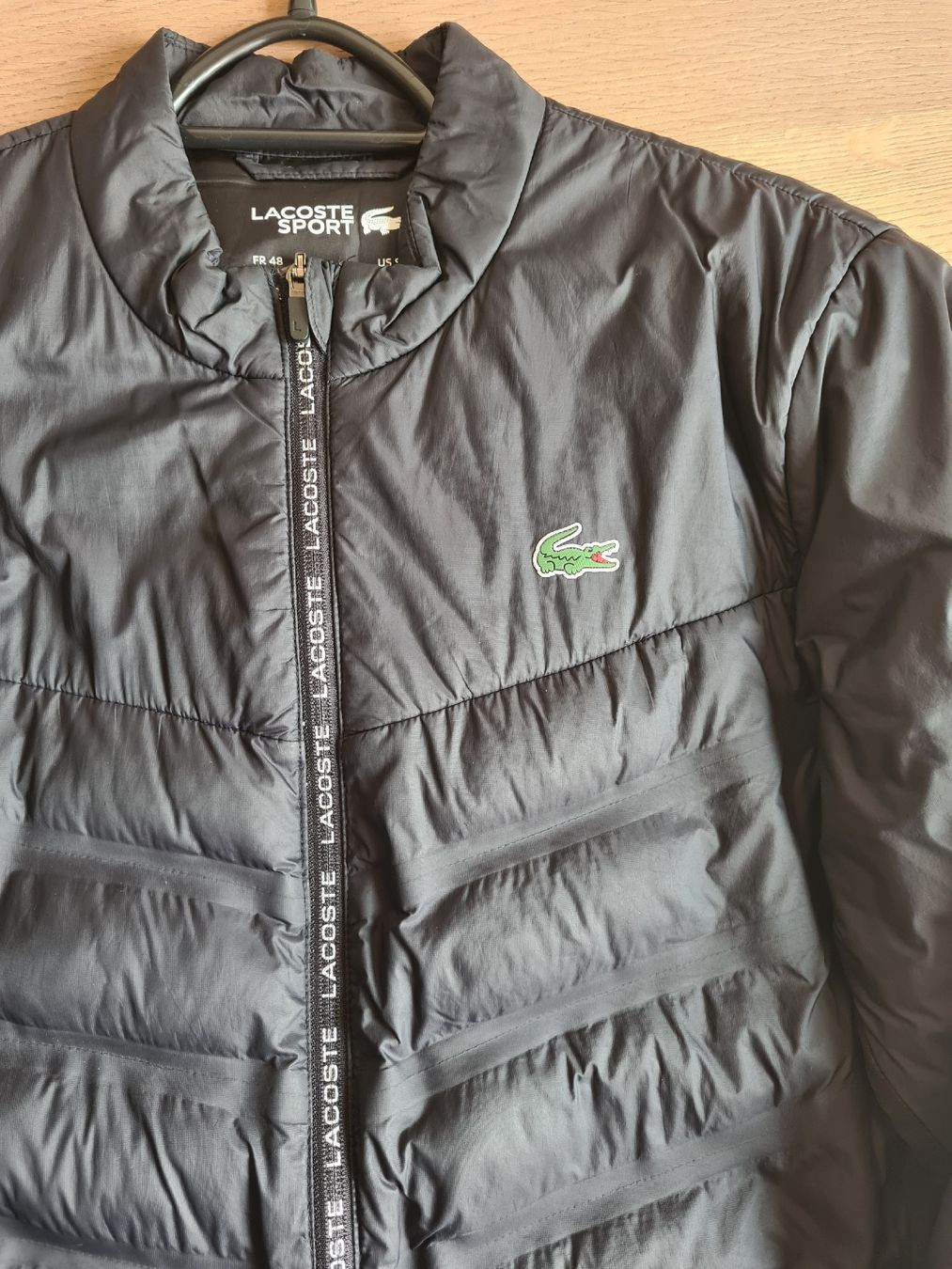 Lacoste Vestes: Doudoune Lacoste Noire  – D'occasion à Penthaz par flo_6cvf 3