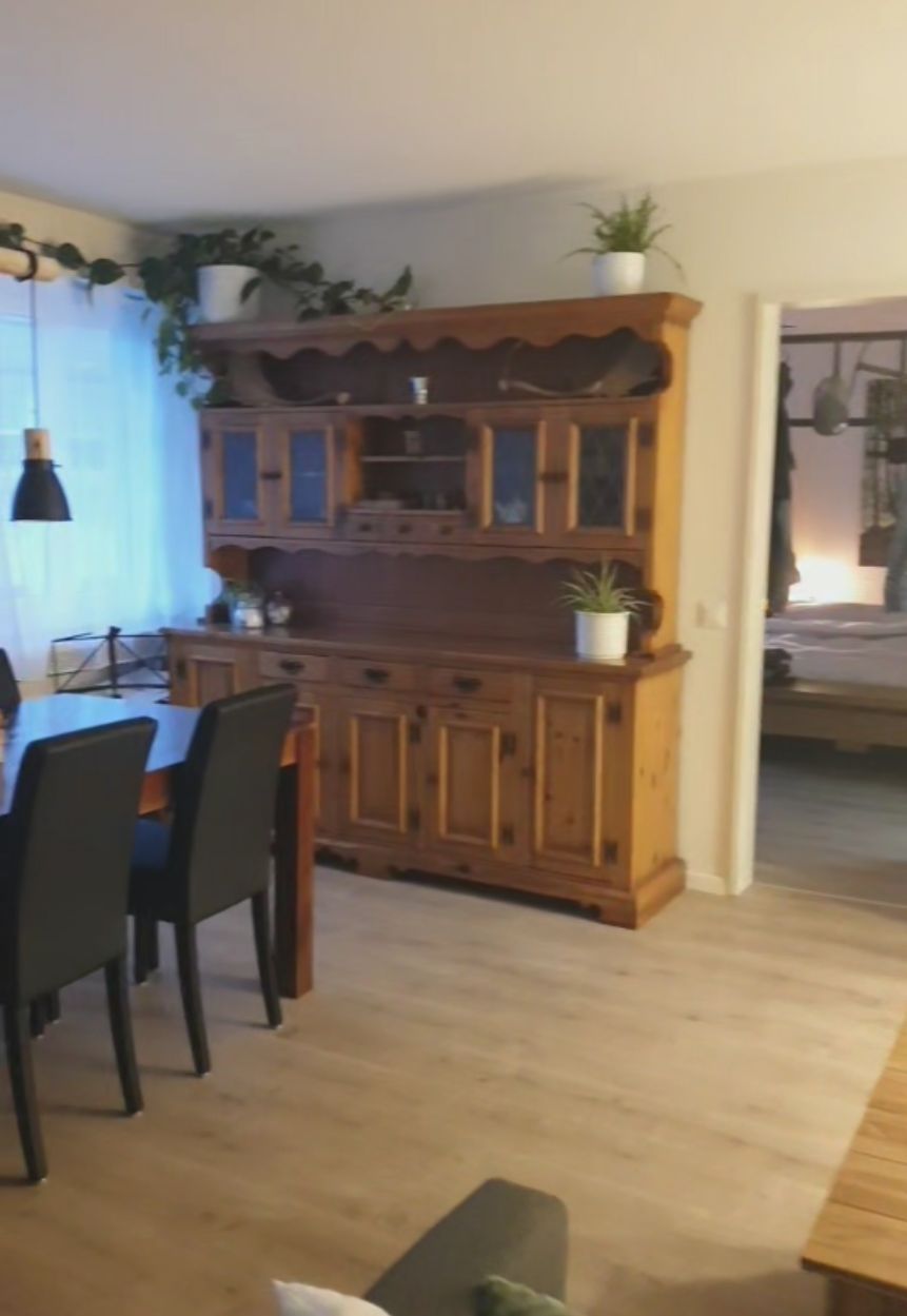Armadi: Buffetschrank Holz massiv rustikal gebraucht – Usato da Küssnacht am Rigi venduto da zil_9j6l 2