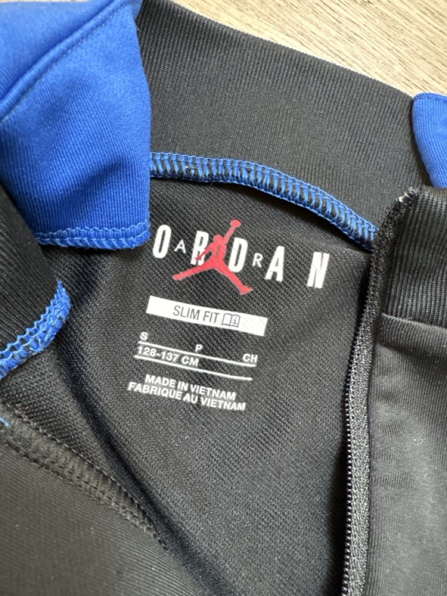 Jordan Maglioni & Felpe: PSG Thermoshirt Grösse 128 – Usato da Erlinsbach venduto da Camara4 1