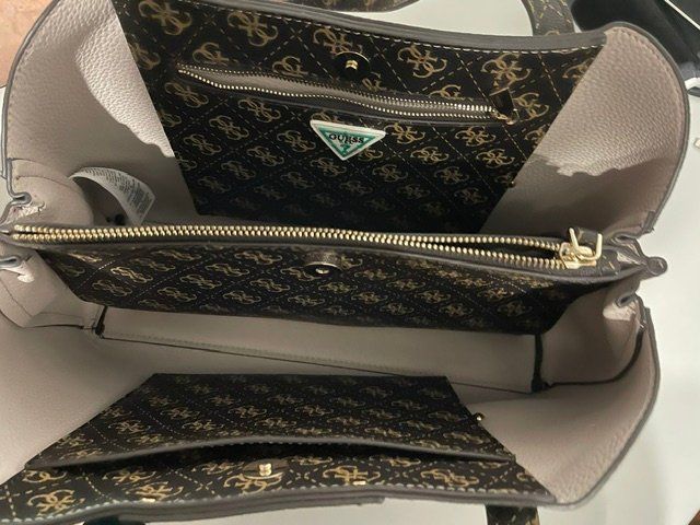 Guess Taschen für Damen: Guess Handtasche – Neu (gemäss Beschreibung) aus Mümliswil von russi03 1