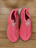 Badeschuhe pink-neon Grösse 35 nur 1mal gebraucht,Neuwertig!