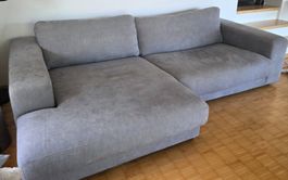 Graues Sofa zu verkaufen ab Fr. 1.-!