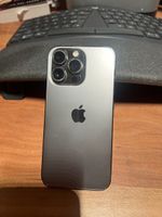 Apple iPhone 13 Pro Smartphone Gold defekt mit Glasbruch
