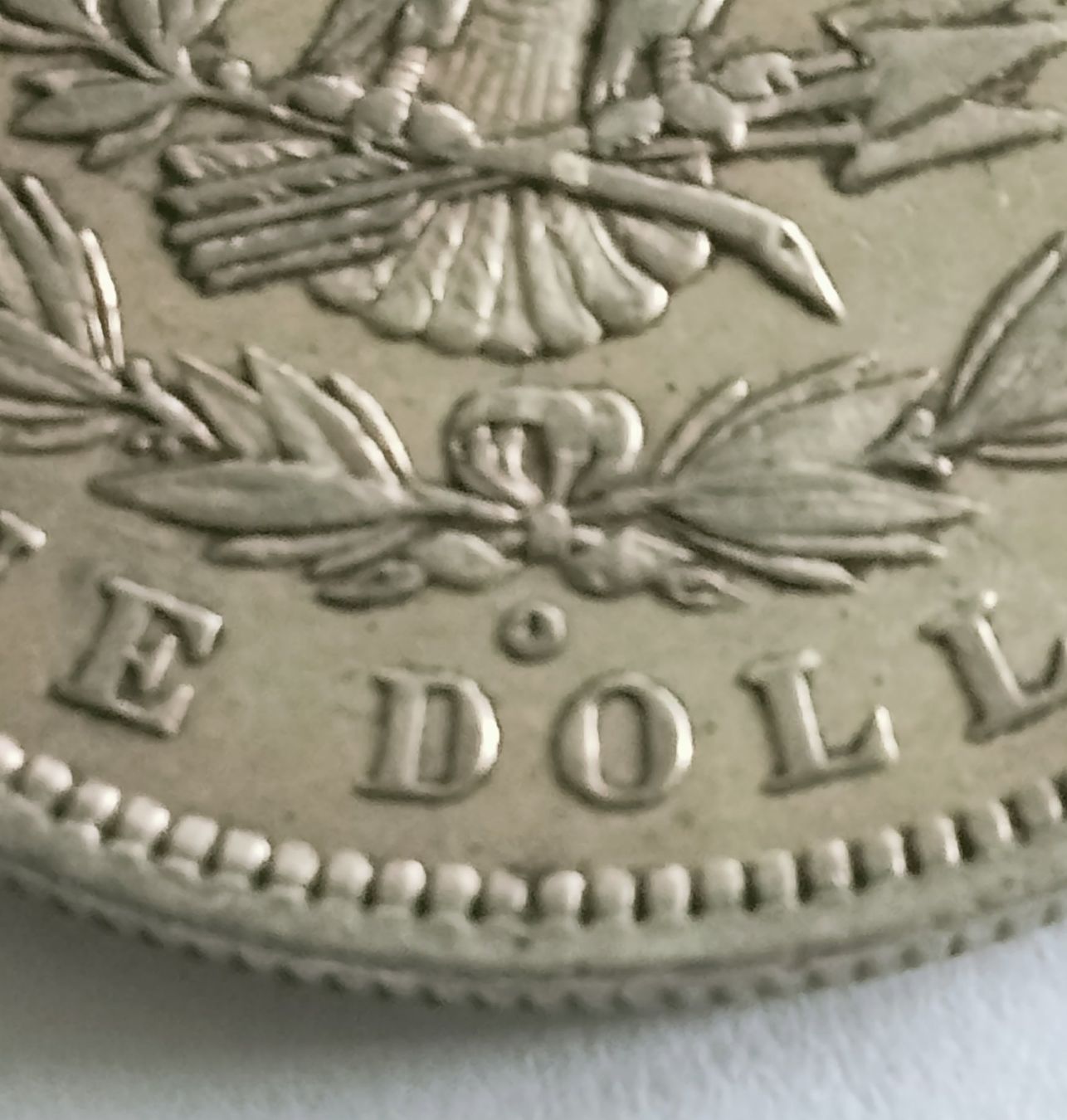 Tutti le monete: 1880-O   $1.00  US "Morgan" Dollar ,  Silver (0.900) – Usato da thoerigen venduto da grimselcat 2
