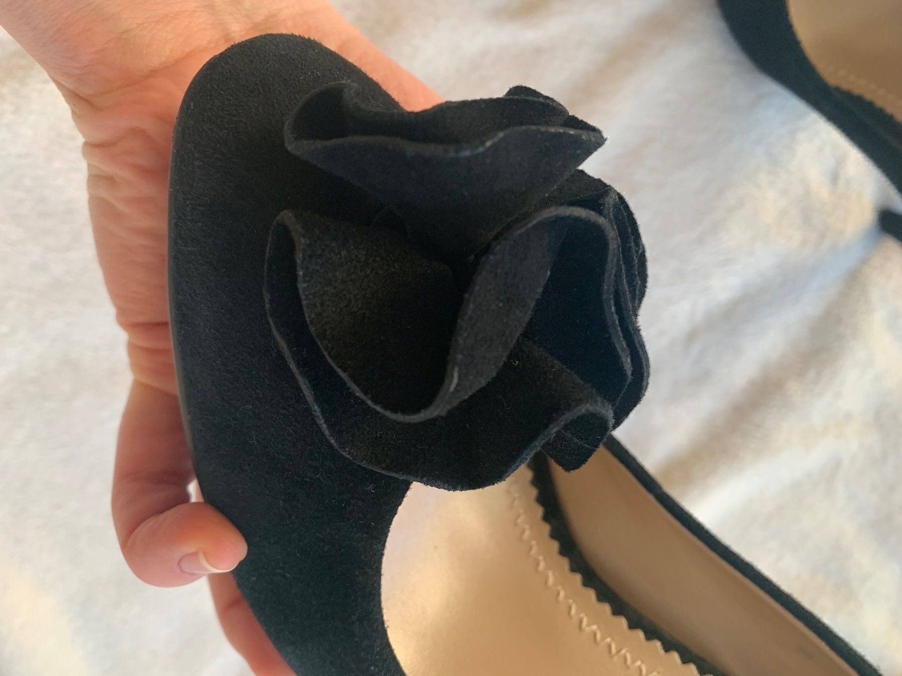 Damenschuhe: New black suede heels, 39 – Neu und originalverpackt aus Zug von Nat.yushkevich 6