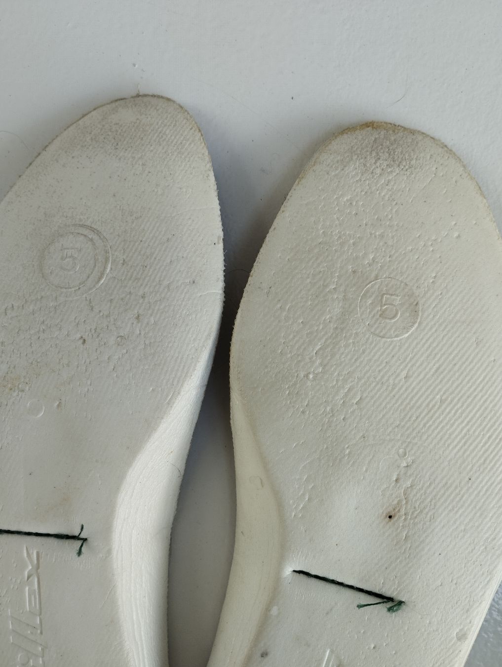 Herrenschuhe: Bally Suisse Einlegesohlen Grösse 5, 4 Stk – Gebraucht aus Ostermundigen von Dinge1 3
