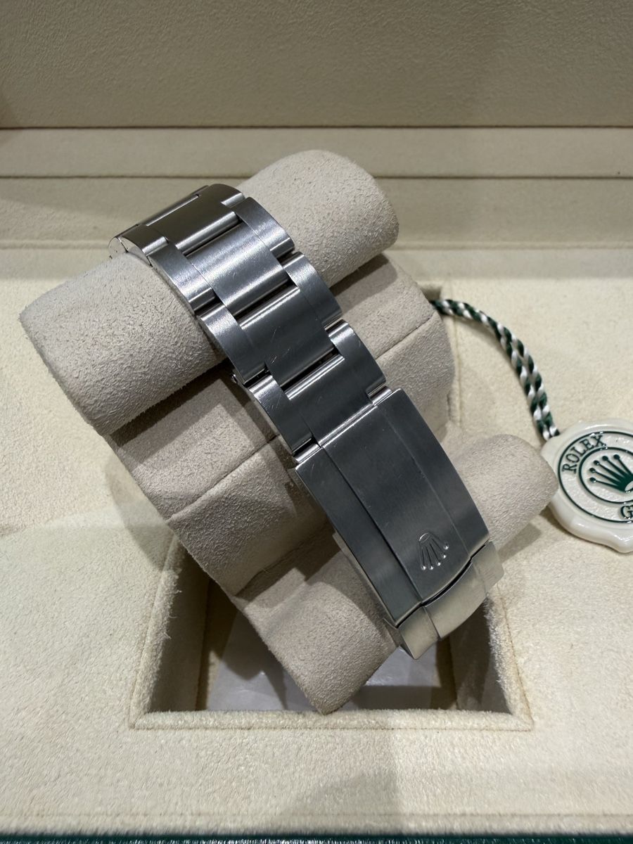 Rolex Uhren: Rolex oyster perpetual Red grappe  – Gebraucht aus Genève von Heritage_geneve 2