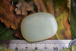 Jade Grün   Seifenstein  Wow  –Edelsteinstube Rausverkauf
