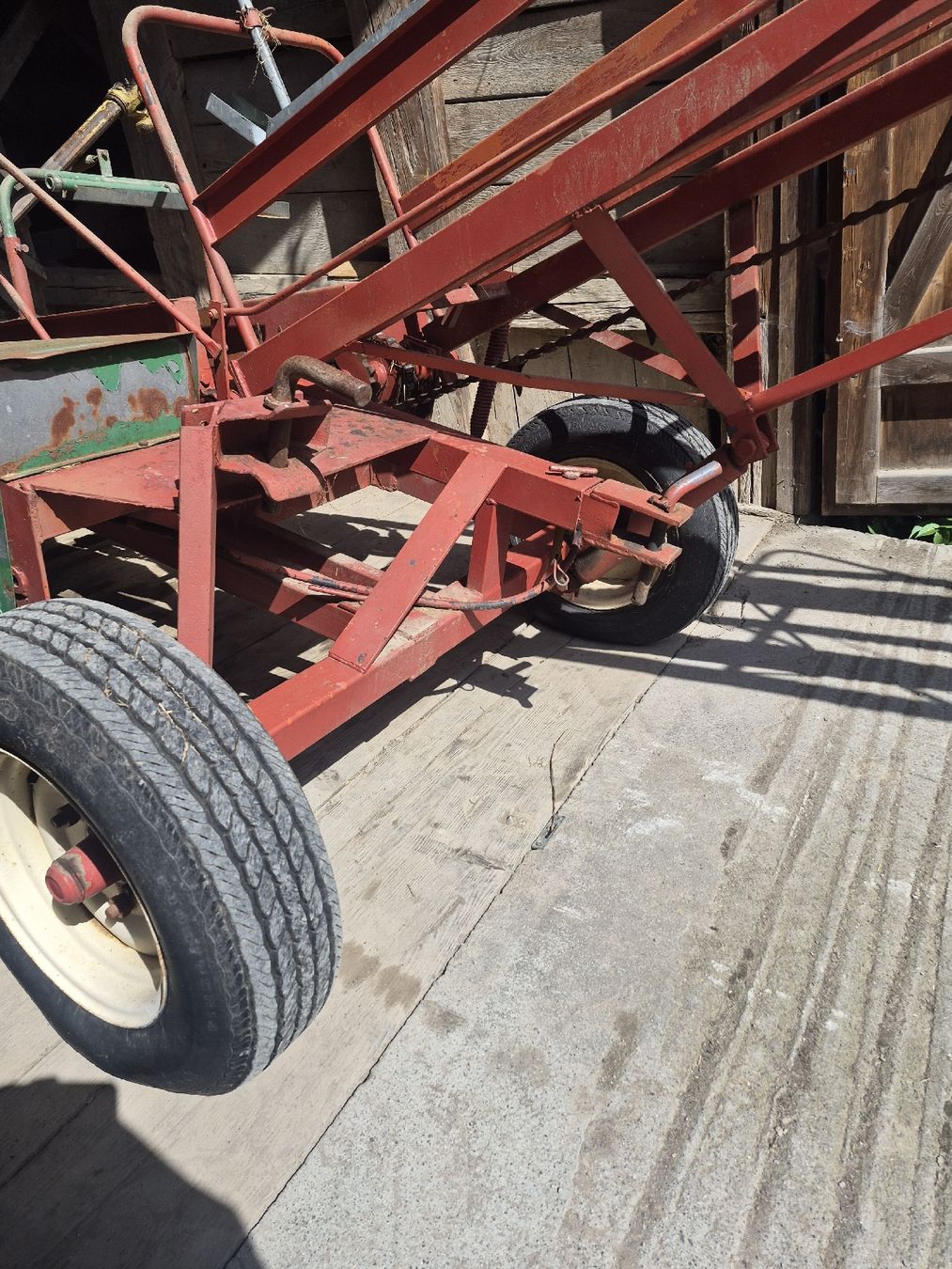 Tutte le macchine: Ballenlader / Kleinballenlader – Usato da Wichtrach venduto da Mondhouseli 2