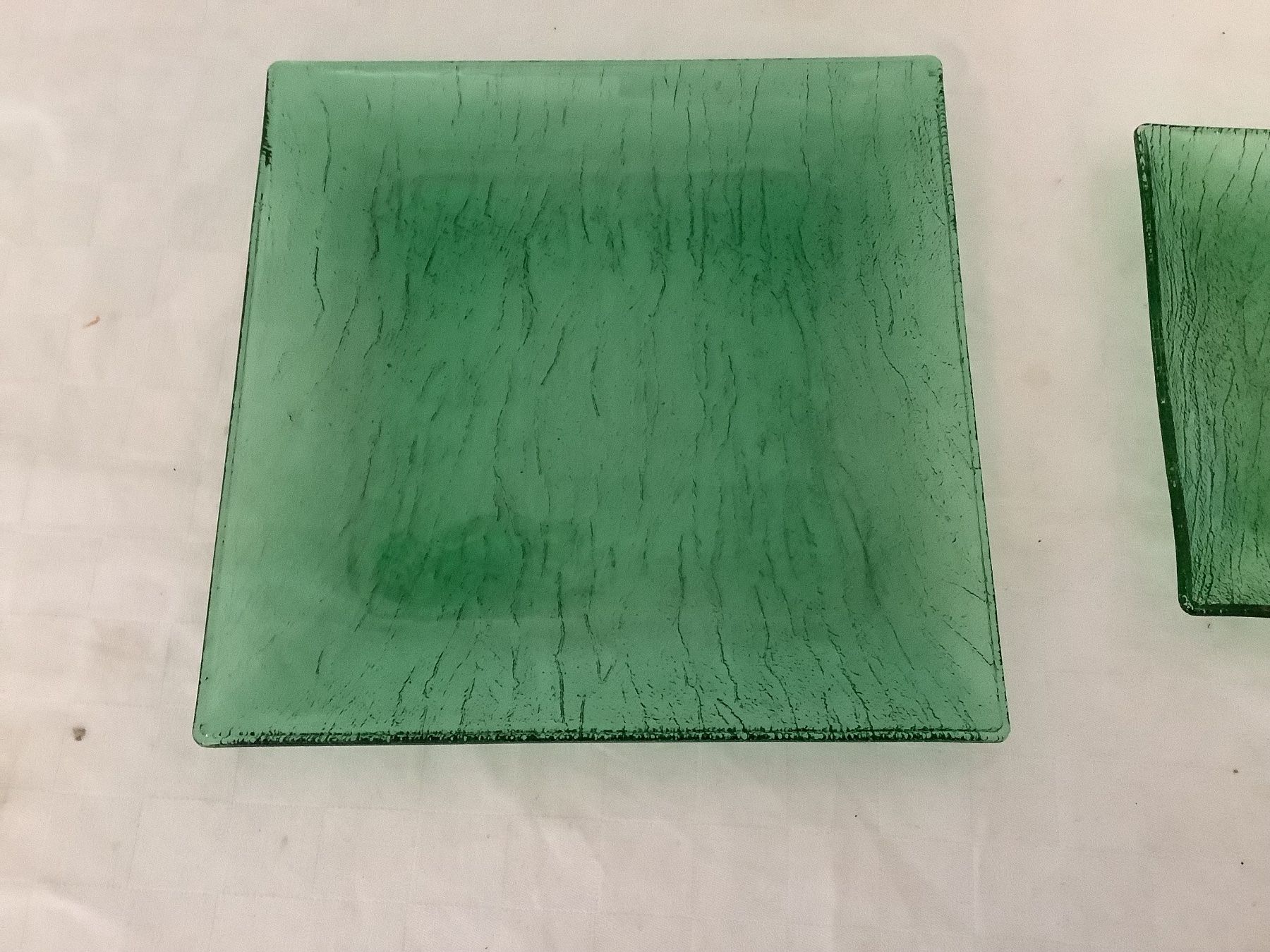 Teller: 2 Grüne Glas Schalen – Gebraucht aus Wädenswil von Jsi.Z01 1