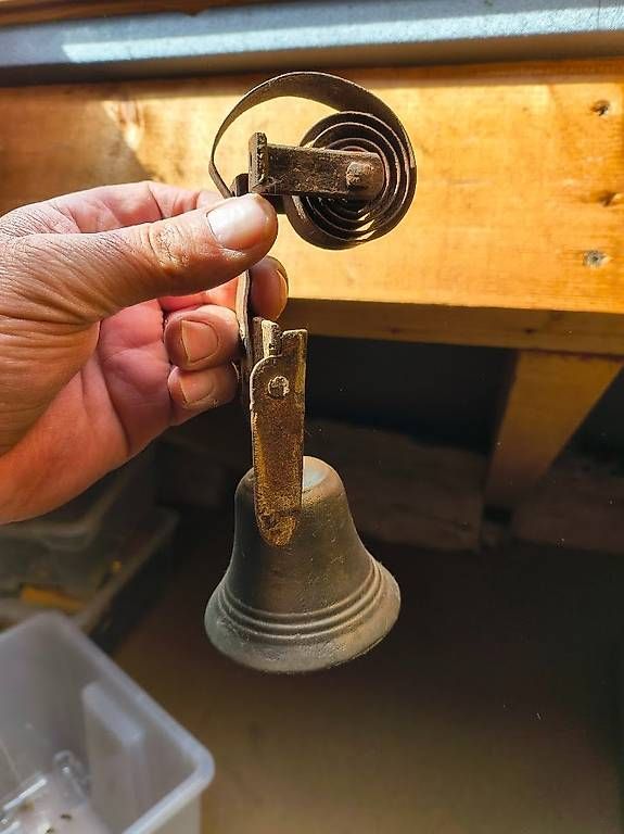 Glocken & Treicheln: Cloche de porte de magasin – Gebraucht aus Saubraz von Jogo68