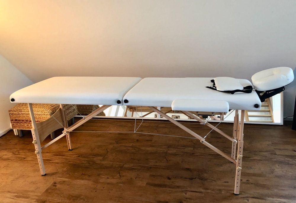 Seriennummer der Massageliege R170111004 Kaufen auf Ricardo