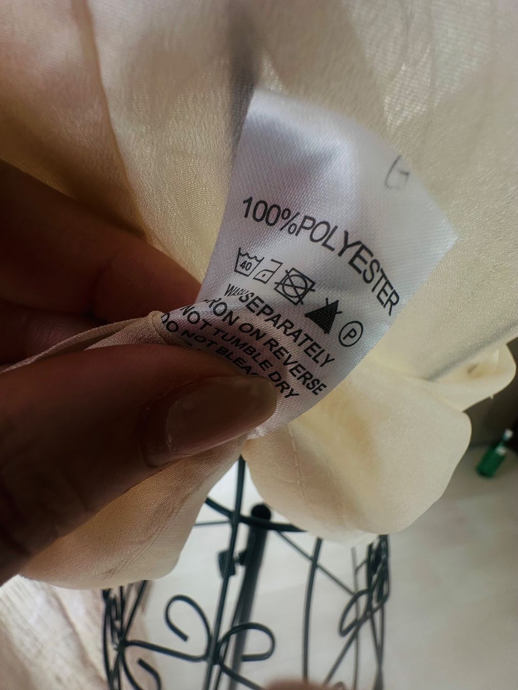 Top: Wunderschönes Top von Paprika XS, Neu – Nuovo (secondo la descrizione) da Bremgarten AG venduto da jiom 4
