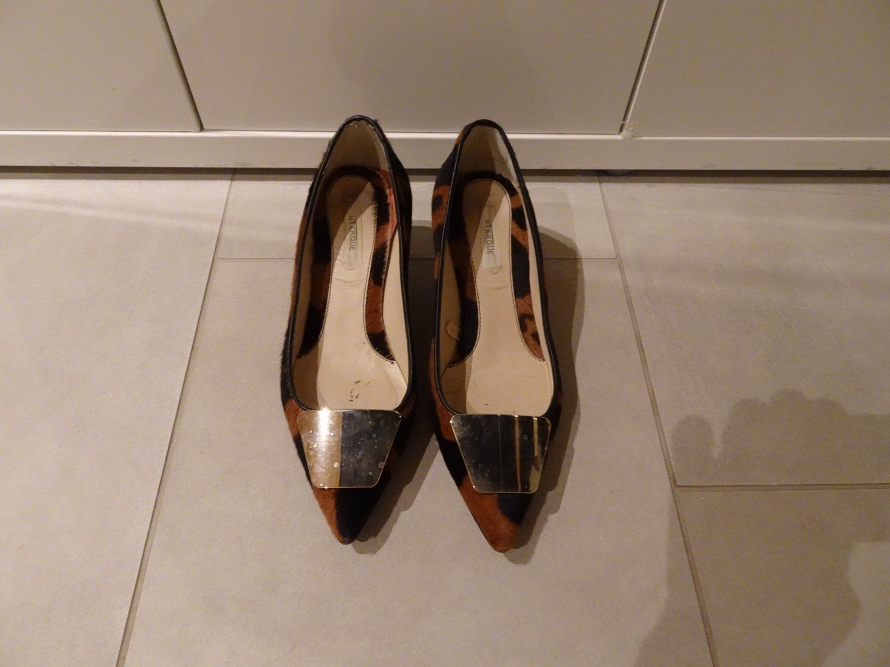 Scarpe da donna: Hübsche Pumps UTERQUE Spanien Gr. 36 - 240438 – Usato da Küssnacht am Rigi venduto da Schuhe-Secondhand 1