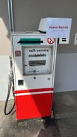 AVIA 2 Takt Töfflitankstelle / Tankstelle / Tanksäule