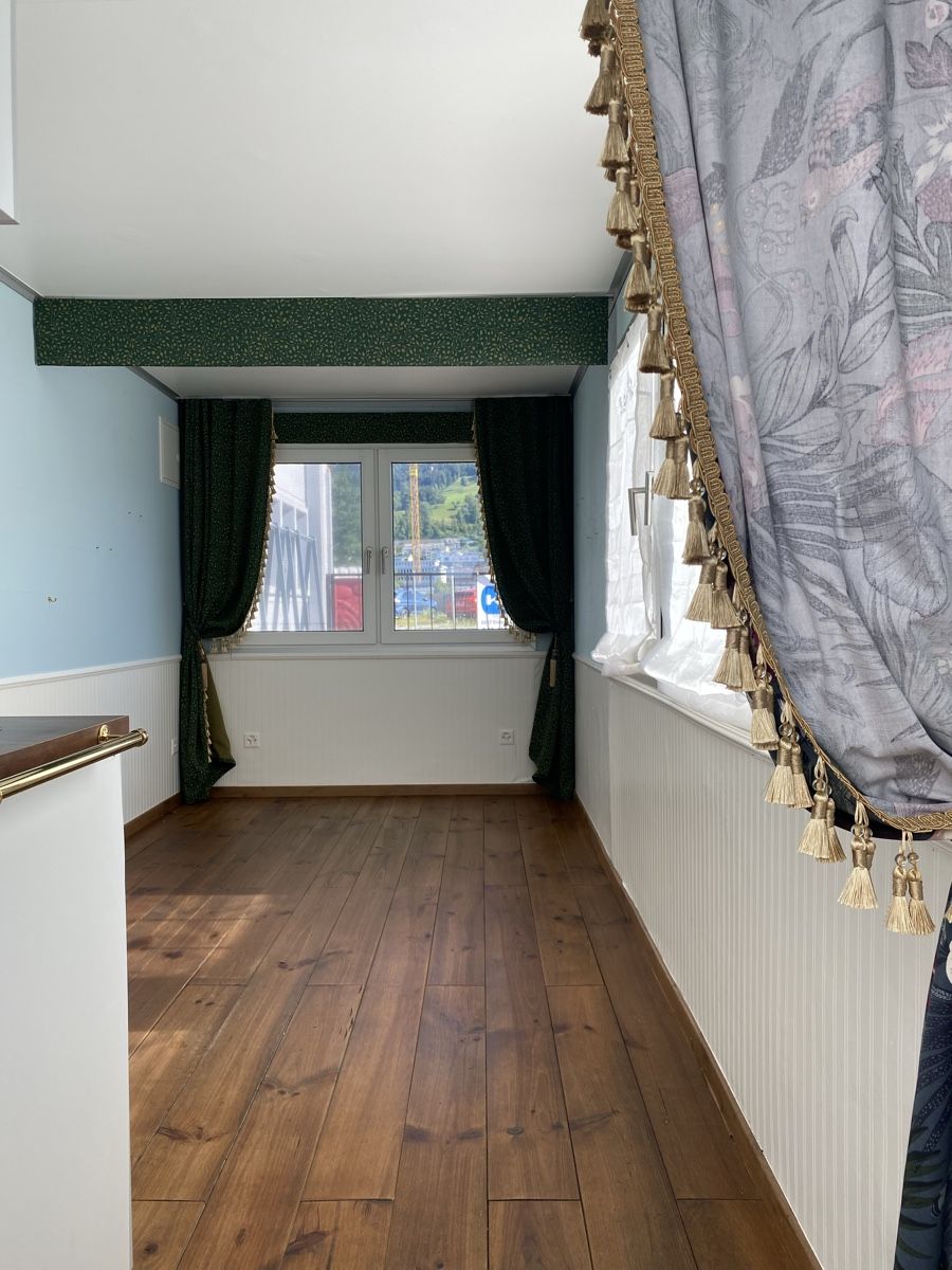 Conteneurs de construction: Container Raum mit Kochecke und Waschtisch – D'occasion à Zürich par Miniminde 1