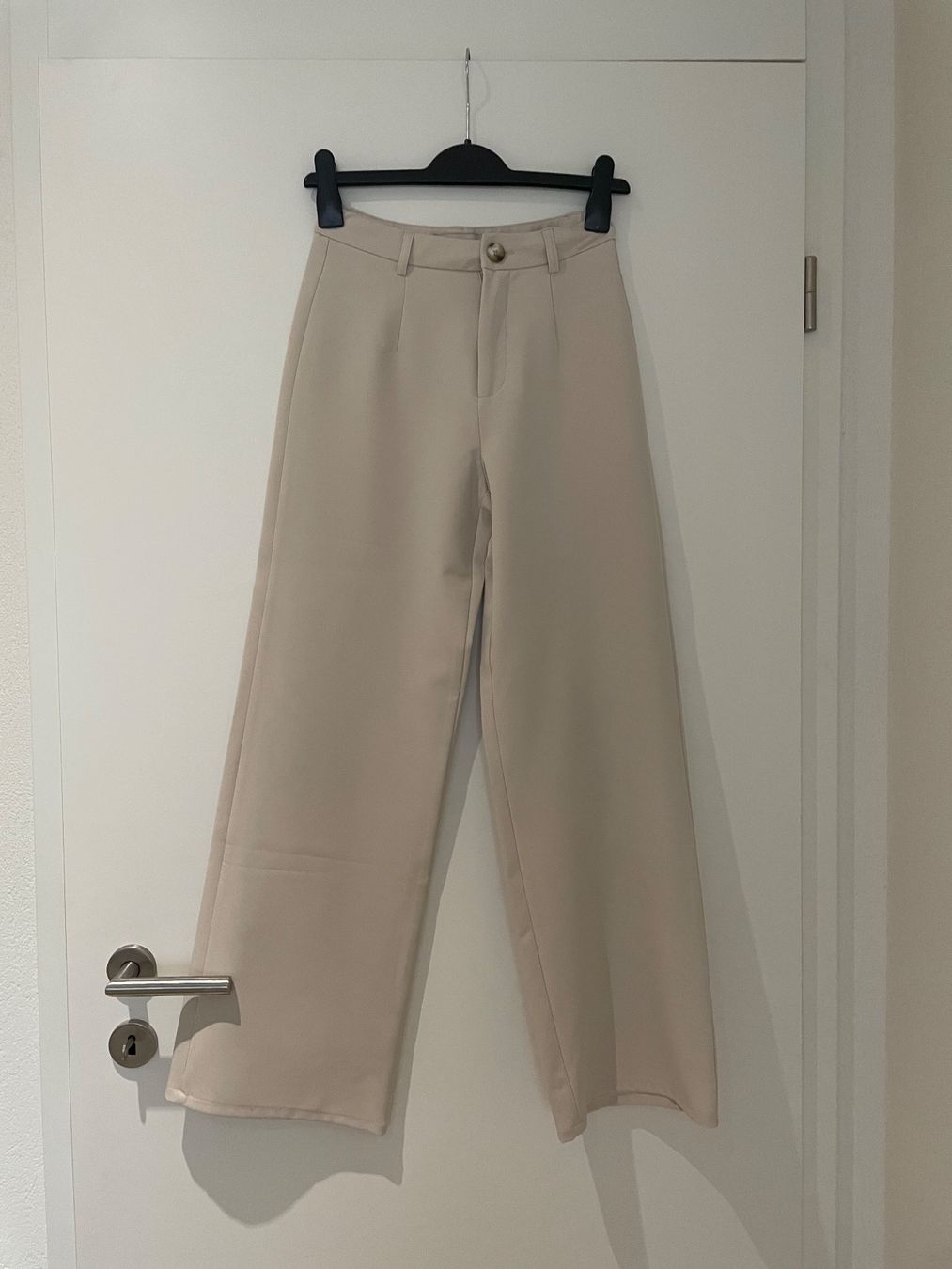 Zebra Pantaloni: Pantalon beige - Zebra – Nuovo (secondo la descrizione) da La Chaux-de-Fonds venduto da ju_paol2