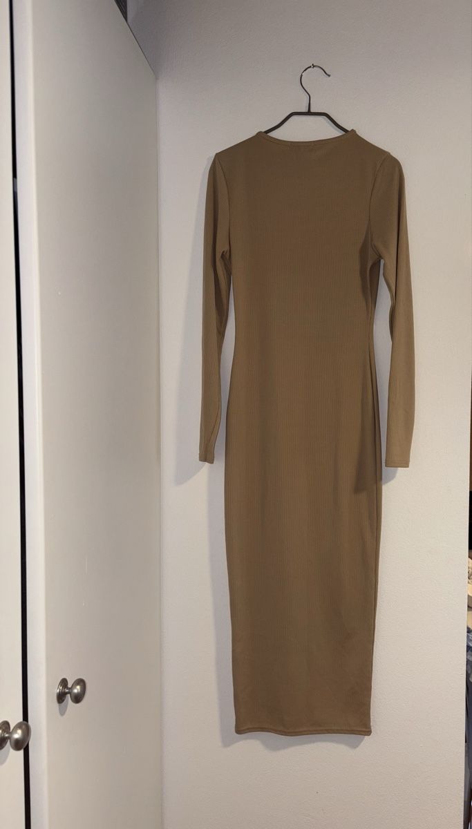 Kleider: Elegant Beige Dress Size S – Neu (gemäss Beschreibung) aus Seuzach von Diamand28 1